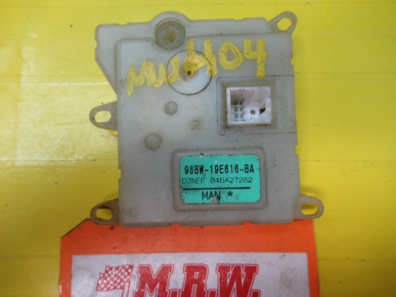 BLEND DOOR MOTOR A/C FAN SWITCH CONTROL RELAY HEATER BOX AIR DAMPER for COUGAR