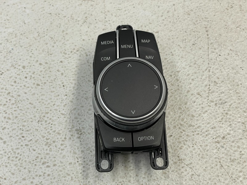 18 19 20 21 BMW X3 G01 iDrive Navigation Controller Knob Switch Panel 1515 OEM