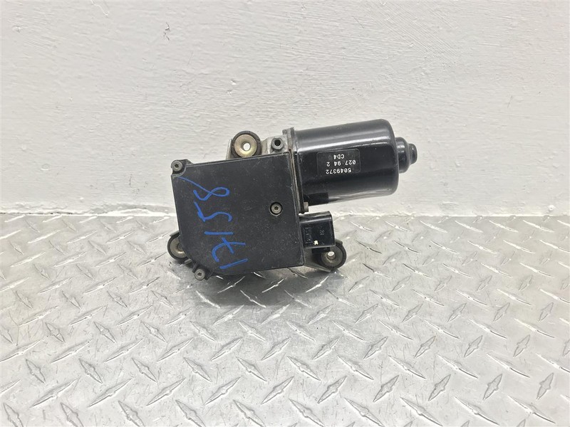 92-99 CHEVROLET SUBURBAN C1500 C2500 FRONT WINDSHIELD WIPER MOTOR OEM 620-00743B