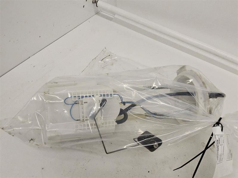 Fuel Pump Assembly 3.7L Fits 10-11 DAKOTA 3366669
