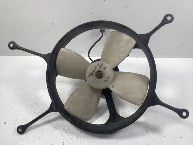 76-79 Honda Civic Radiator Fan Shroud & Motor Assembly 38615-634-812 OEM