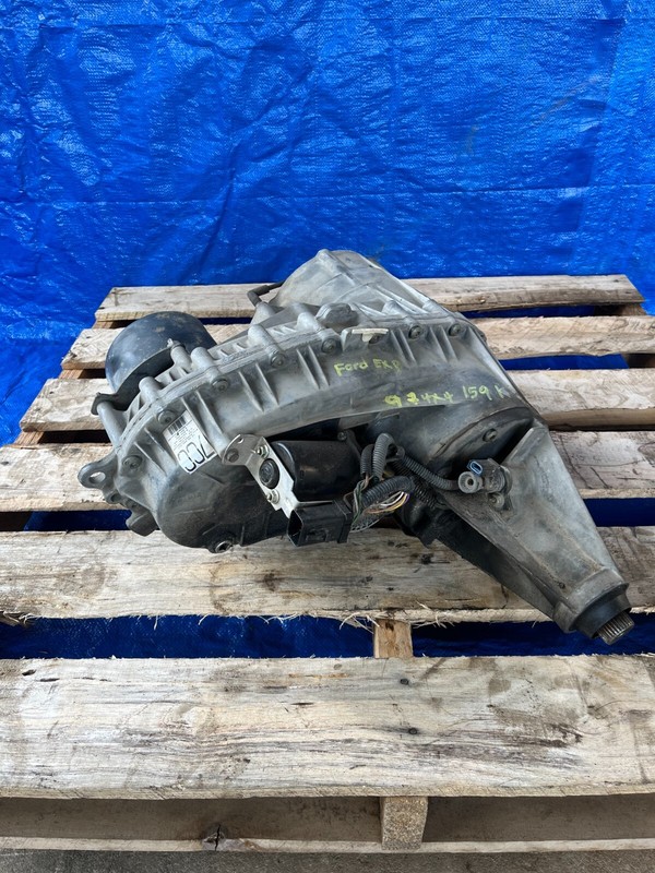97-98 FORD EXPEDITION TRANSFER CASE 159k MILES AUTO TRANS 4X4