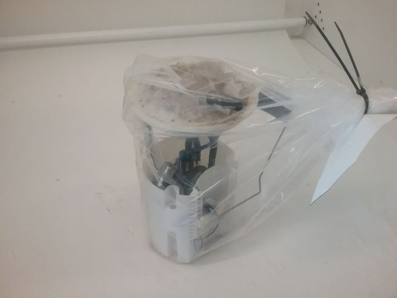 2008-2009 Chrysler Town & Country fuel pump assembly 3.3L with flex fuel FFV
