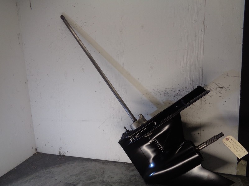 USED MERCURY 225-250 hp 30" OUTBOARD MOTOR EFI/OPTIMAX LOWER UNIT-225hp left