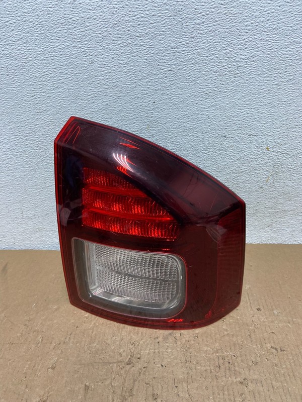 2014 - 2017 Jeep Compass Right Passenger Side Tail Light AD8247 DW