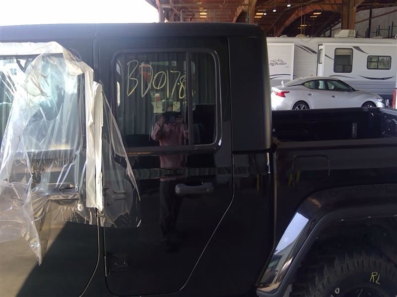 Driver Rear Side Door Full Door Manual Window Fits 18-20 WRANGLER 571611