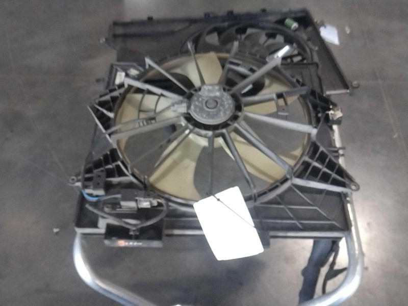 2010 Cadillac CTS Engine Cooling Fan Motor OEM 3.6L Silver 156K Miles