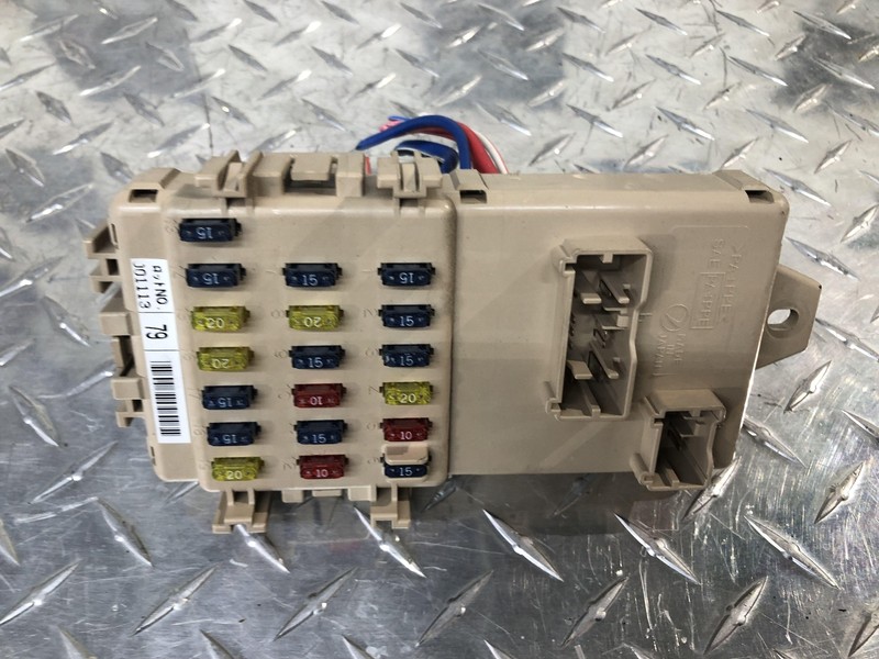 Forester Cabin Fuse Box Interior Inner Under Dash 1998 1999 2000 2001