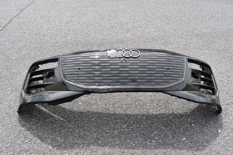 2025 2026 Audi Q6 E TRON Front Bumper Cover OEM 85H 807 437