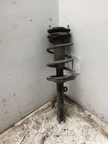 04-07 TOYOTA HIGHLANDER DRIVER SIDE FRONT LEFT STRUT ASSEMBLY