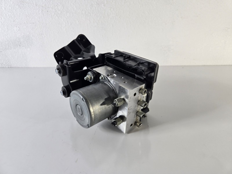 2010 2013 Infiniti EX35 EX37 ABS Anti Lock Barking System Pump W Bracket OEM