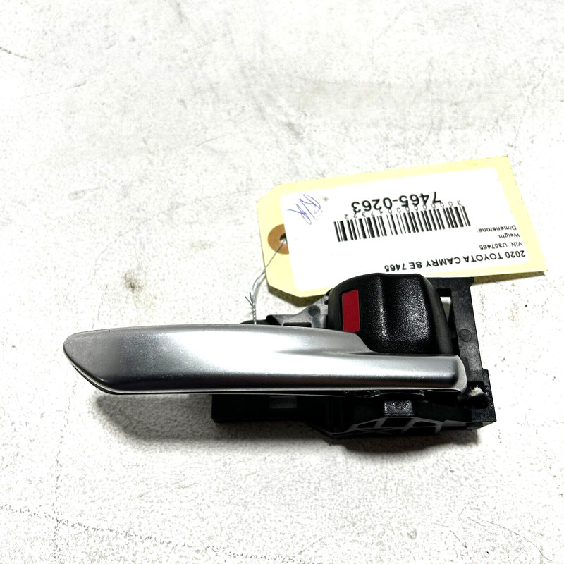 2018-2024 TOYOTA CAMRY INTERIOR INSIDE DOOR HANDLE REAR RIGHT PASSENGER SIDE OEM