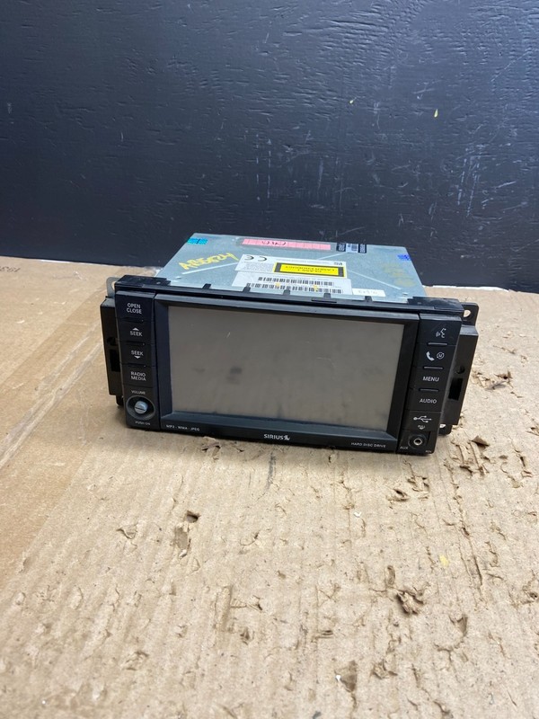 2008 2013 Jeep Dodge Chrysler Screen Display CD Player Satellite Radio AB5824 DG