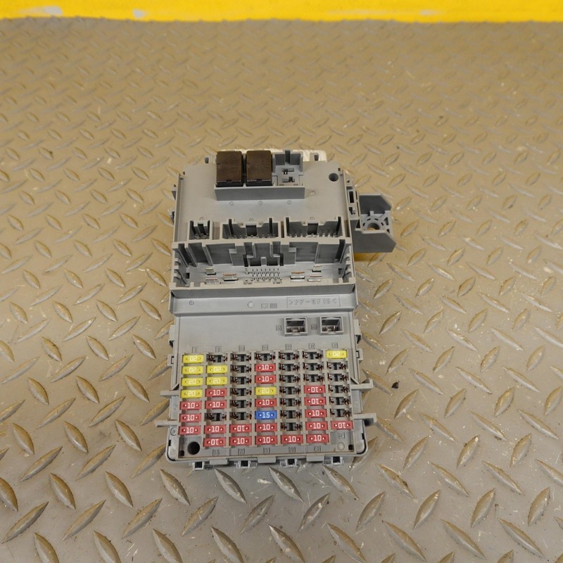 2022-2025 HONDA CIVIC UNDER DASH FUSE RELAY CABIN JUNCTION BOX OEM 38200-T20-A01