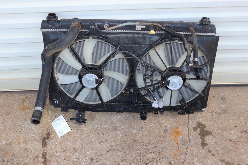 2005-2016 LEXUS ES350 3.5L A/T RADIATOR COOLING FAN MOTOR ASSEMBLY OEM
