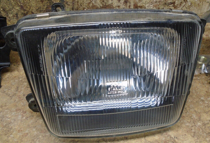 2002 Kawasaki Voyager ZG1200 ZG 1200 B XII Front Headlight Head Light Assembly