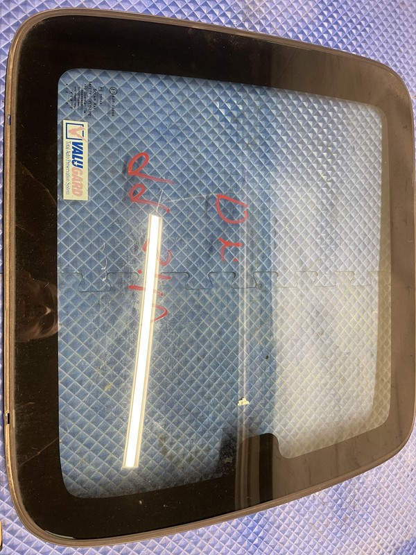 1999 Chevrolet Silverado Rear Driver Left Removable Glass Window Oem