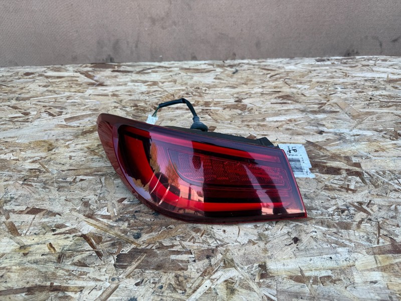 INFINITI Q60 2017-2022 OEM LEFT DRIVER OUTER TAIILIGHT LAMP QUARTER PANEL