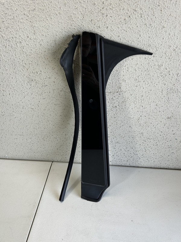 ✅16-20 Tesla Model X Front Right Passenger B Pillar Trim Glass 1083902-00-B