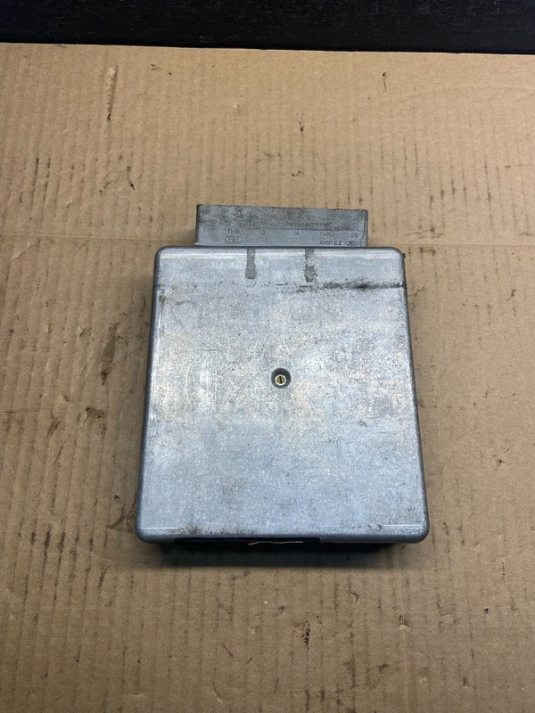 1997 Ford Van E250 4.2L Engine Control Module f7uf-12a650-ld AD2977 DW