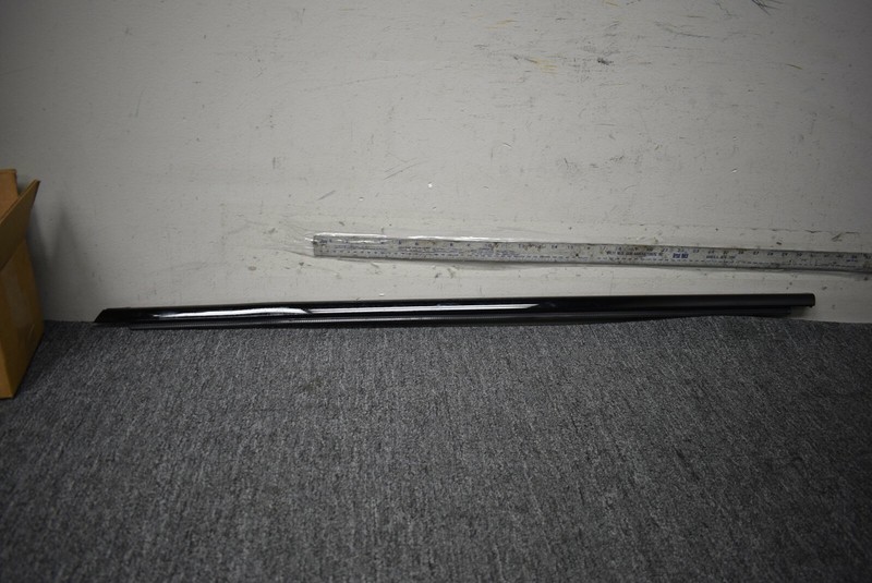 BMW G05 WINDOW SEAL COVER FACTORY OEM