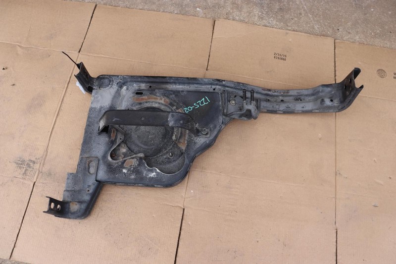 2015-2024 DODGE RAM 2500 3500 6.7L DIESEL DEF TANK LOWER SUPPORT BRACE OEM