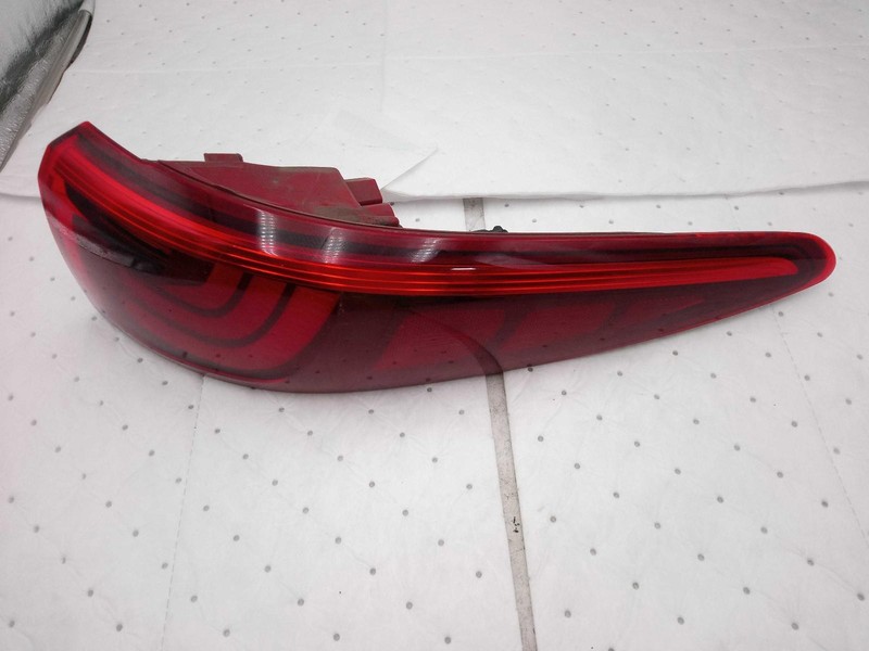 2018 KIA Sportage Right Tail Light Assembly - Used, White, 89000 Miles