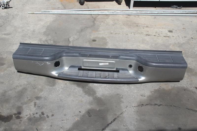 1998-2005 CHEVROLET BLAZER REAR BUMPER COVER 4 DOOR PEWTER 11U