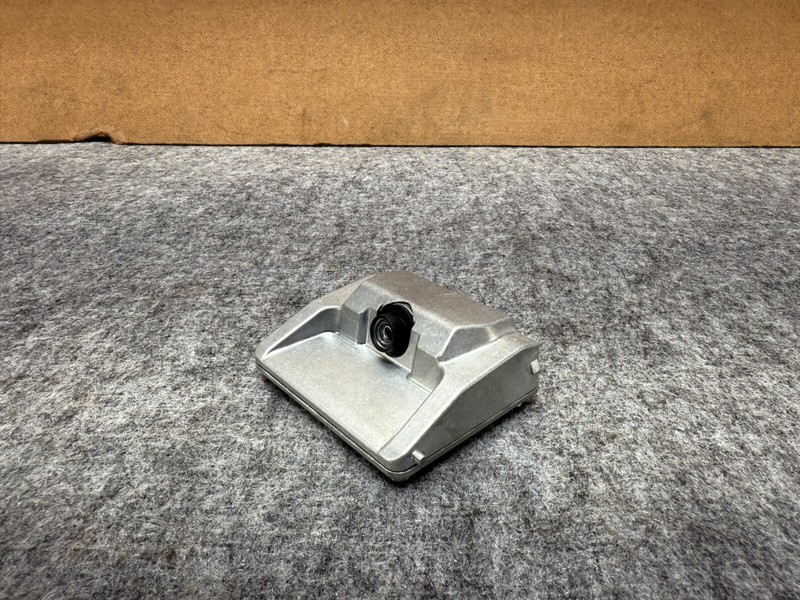 GENESIS GV70 2022-2025 OEM WINDSHIELD LANE ASSIST DEPARTURE CAMERA ASSEMBLY