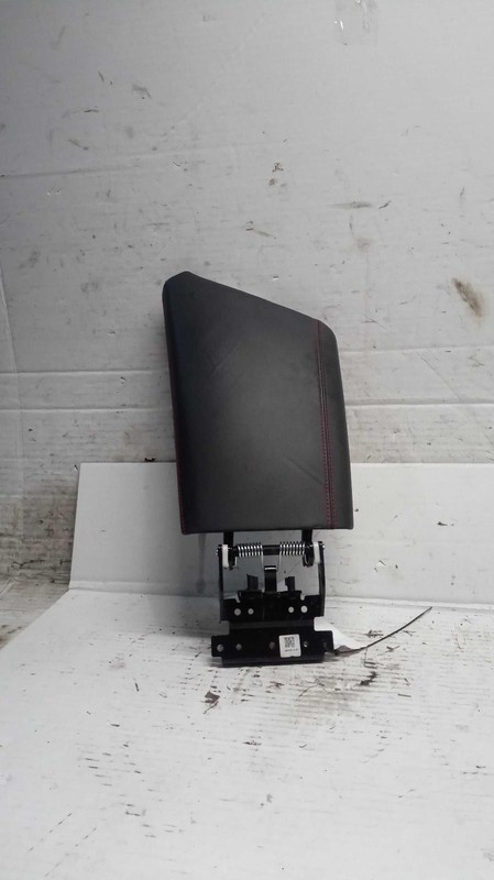 2019 Genesis G70 Center Console Gray Lid OEM 84610G9000NNB Used 45K Miles