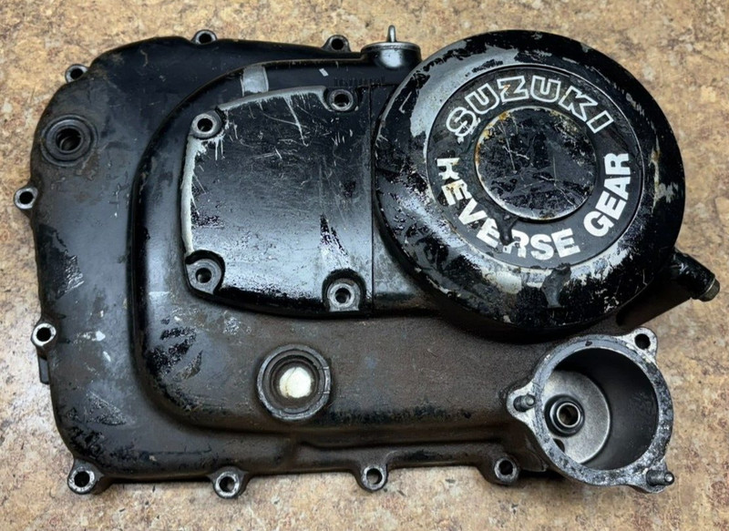 84 Suzuki LT250 LT 250 ATV Clutch Cover Panel 1984 Engine Case Casing D11