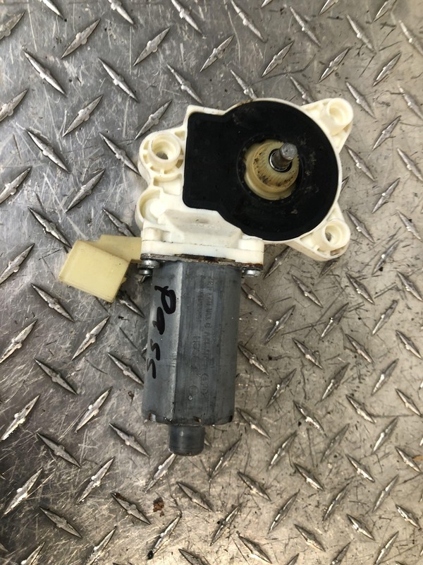 2006-2011 W219 Mercedes Benz Passenger Right Window Motor Oem Tested