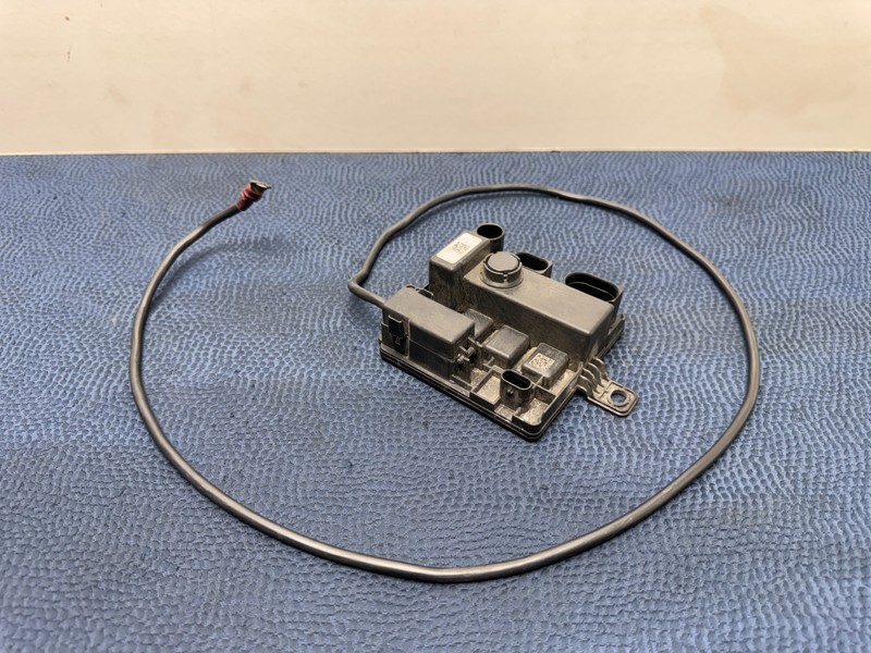 10–19 OEM BMW F15 F32 X5 3.0L Power Distribution Integrated Supply Module Unit