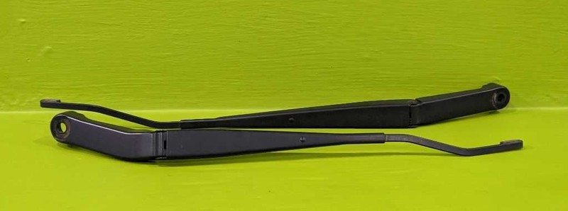 03-08 PILOT DRIVER LEFT/PASSENGER RIGHT WINDSHIELD WIPER ARM (PAIR) OEM 3789-49