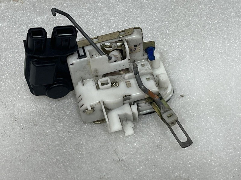 2003 2004 2005 2006 2007 2008 HONDA PILOT LEFT REAR DOOR LATCH LOCK ACTUATOR