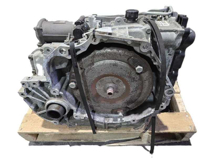 2018-2019 Chevy Equinox LT 1.5L Awd Transmission Assembly Hardware Cooler Lines