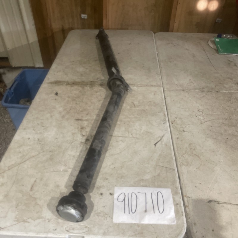 2004-2010 BMW E60 E61 520i 523i 525i 525i DRIVESHAFT PROPSHAFT 7557161