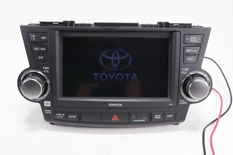 TOYOTA HIGHLANDER Radio Navigation NAV Unit AM-FM GPS OEM 2011 - 2013