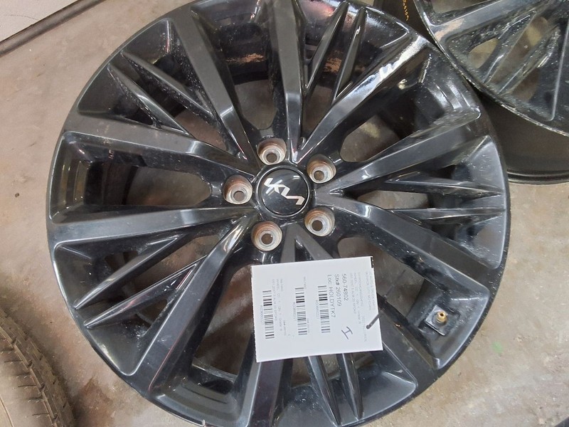 2020-2022 Kia TELLURIDE Wheel Rim 20x7-1/2 Alloy 20 Spoke Gloss Black