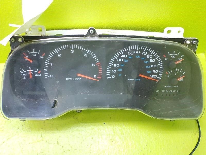 1998 Dodge Ram 1500 A/T MPH Speedometer Cluster W/ Tachometer OEM 56020618AC