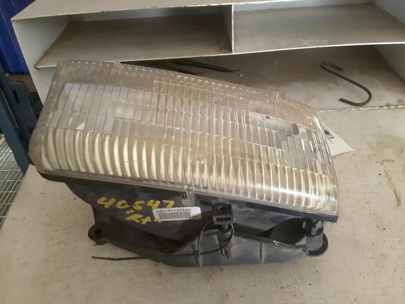 97 98 99 00 01 02 03 04 DODGE DAKOTA R. HEADLIGHT 144959