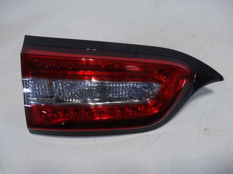 2014-2018 Jeep Grand Cherokee Left Driver Side Tail Light Oem