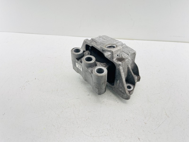 15-21 JEEP RENEGADE AWD FRONT RIGHT PASS ENGINE MOTOR MOUNT DAMPER OEM