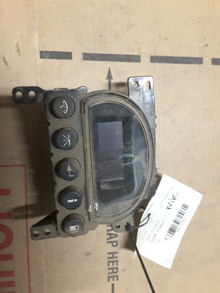04 05 06 AVALANCHE 1500 CHASSIS ECM COMMUNICATION ONSTAR OPT UE1 RH DASH 137543