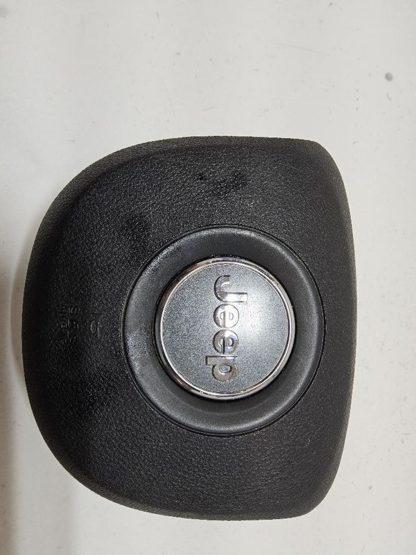 2014-2015 Jeep Grand Cherokee Front Driver Steering Wheel Air Bag Black