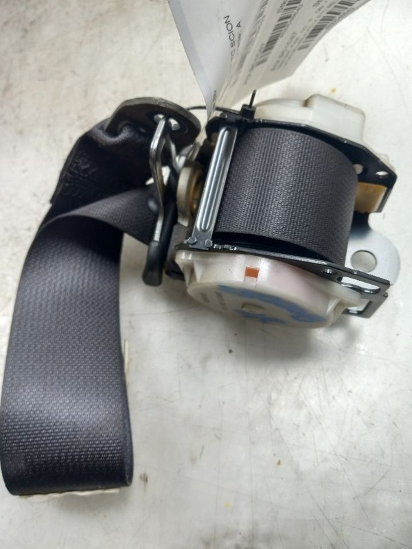 07 SCION TC REAR DRIVER LEFT SEAT BELT BLK-FC14