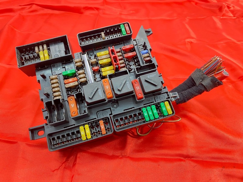 BMW F39 F44 F48 2 Series i3 i8 X1 X2 Power Distribution Junction Fuse Box OEM✅