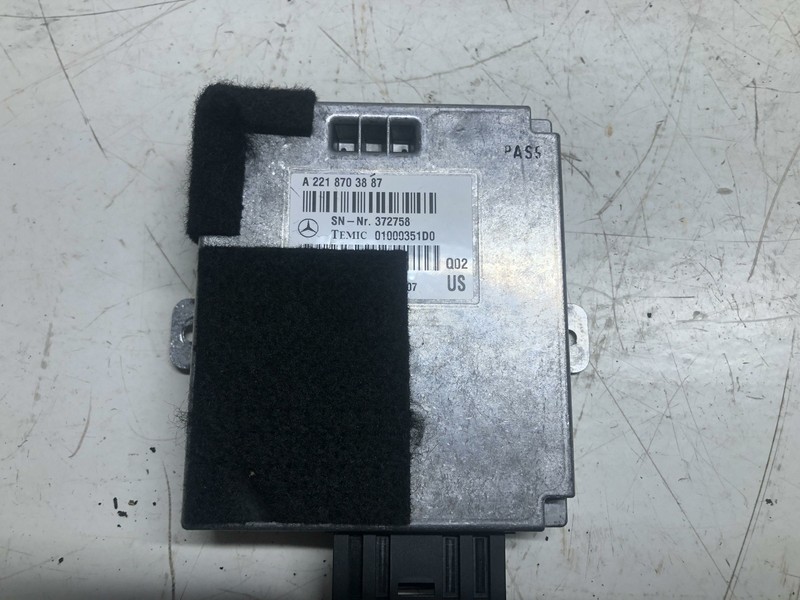 07-13 MERCEDES W221 S550 S600 S63 LINGUATRONIC VOICE INPUT MODULE 2218703887