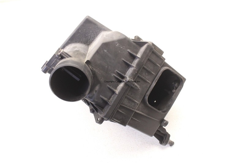 2009 2010 2011 2012 JAGUAR XFR 5.0L DRIVER AIR INTAKE FILTER CLEANER BOX HOUSING