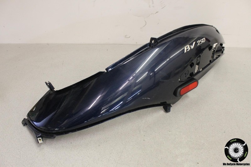 2009 Piaggio BV 250 LEFT REAR BACK TAIL FAIRING COWL PLASTIC XVZ 1300 01